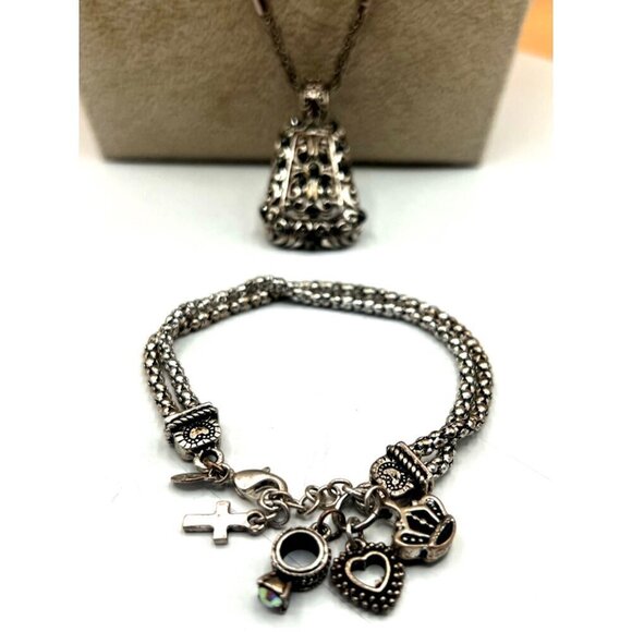Vintage Silver Tone Charm Bracelet & Necklac Set   B41 - Picture 1 of 16